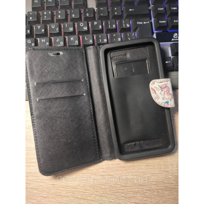 Универсальный чехол‑книжка для смартфонов 5