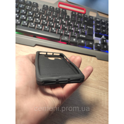 Универсальный чехол для телефонов 4.0