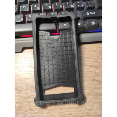 Универсальный чехол-накладка 4.0–4.5