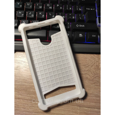 Универсальный чехол-накладка 5.0–5.5